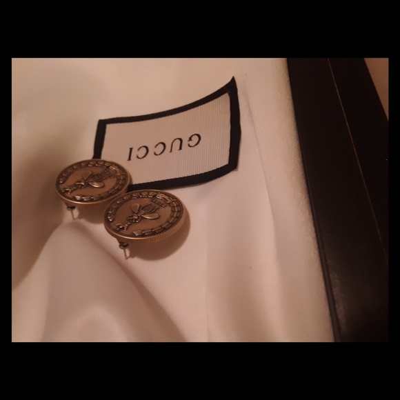 ❤Large GUCCI Studs! - Picture 2 of 5